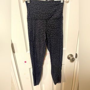 High rise ankle legging